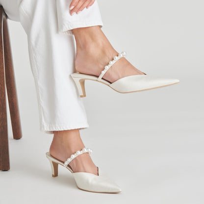 Kanika Pearl Mid Vanilla Pearl Heels | Dolce Vita