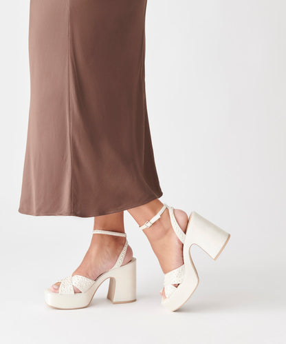 WESSI PEARL HEELS VANILLA PEARLS
 – Dolce Vita | Dolce Vita