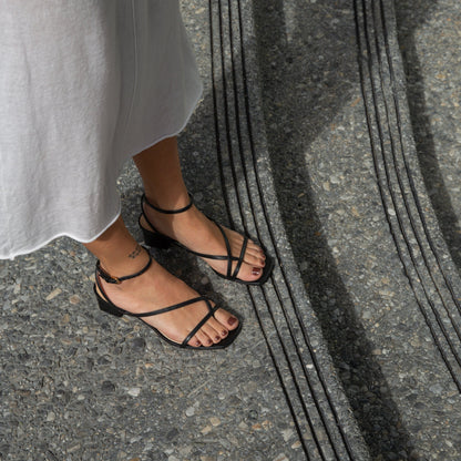 KARLOS SANDALS BLACK LEATHER
 – Dolce Vita | Dolce Vita