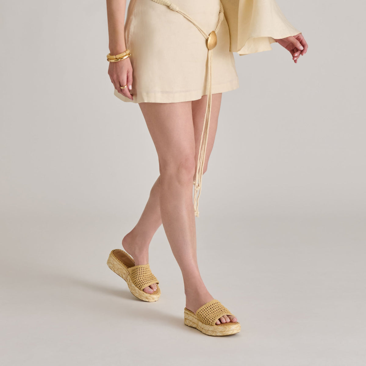 CHAVI MESH SANDALS NATURAL WOVEN RAFFIA
 – Dolce Vita | Dolce Vita