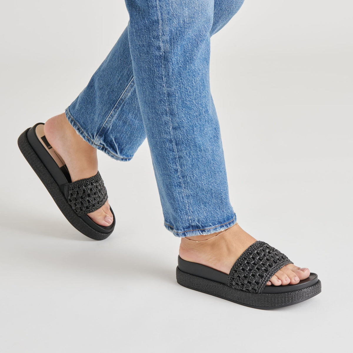 SIDONA SANDALS ONYX RAFFIA
 – Dolce Vita | Dolce Vita