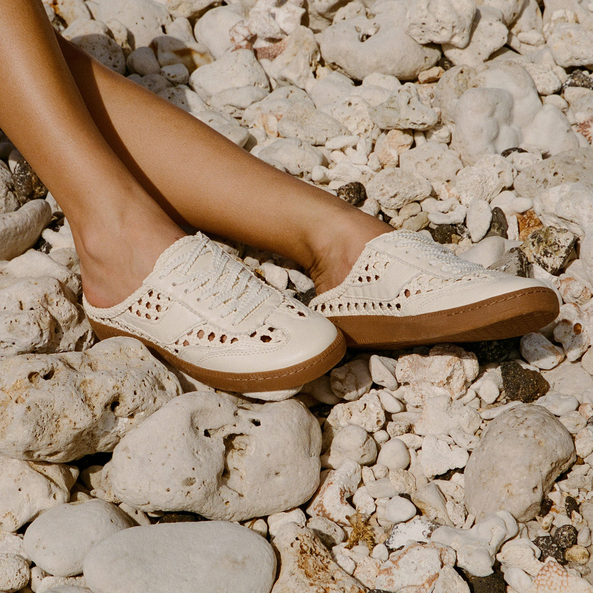 Notice Slide Woven Off White Woven Stella Sneakers | Dolce Vita