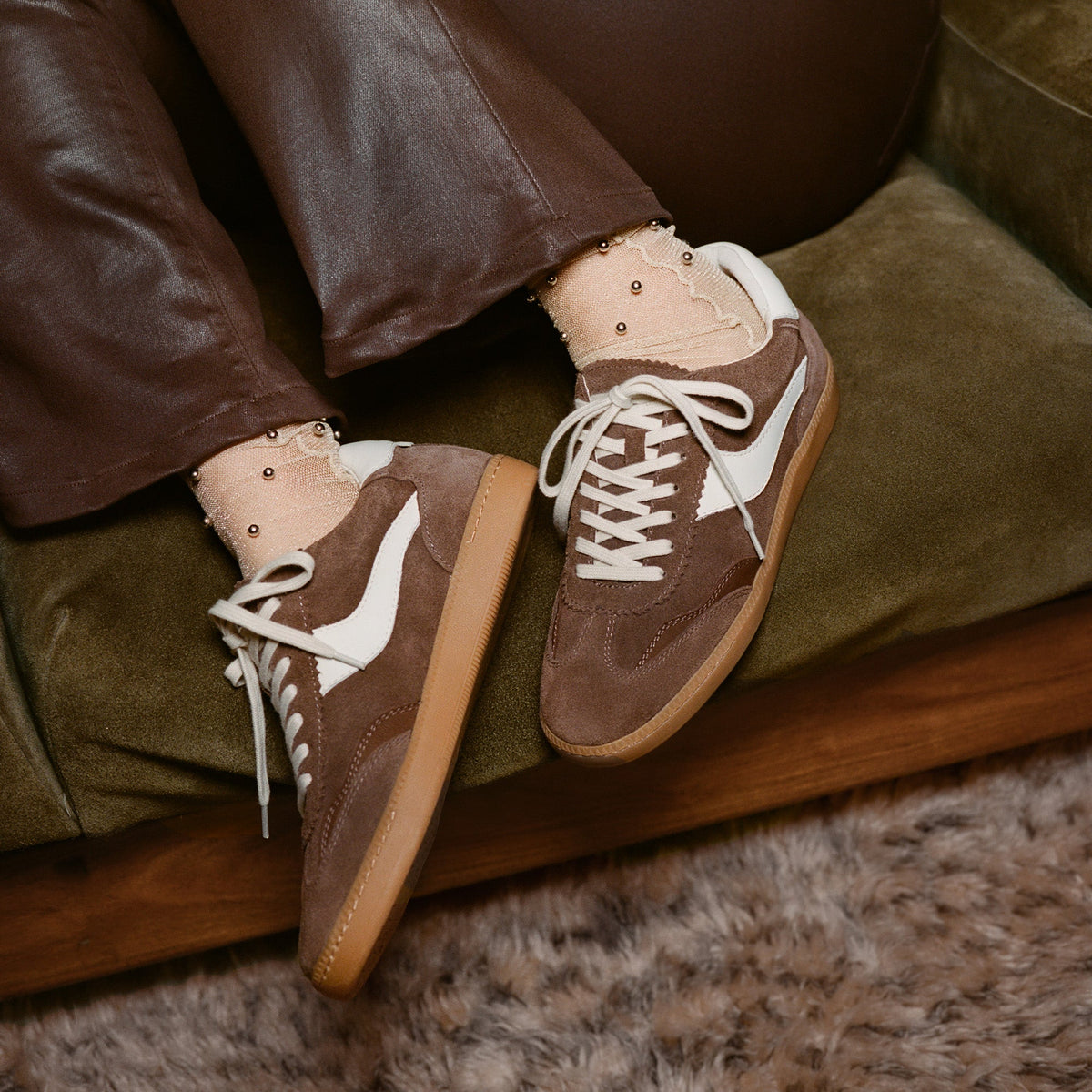 NOTICE SNEAKERS DK BROWN SUEDE
 – Dolce Vita | Dolce Vita