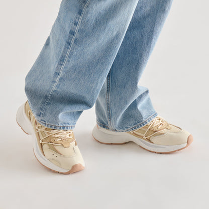Selmar Off White Leather Sneakers | Dolce Vita