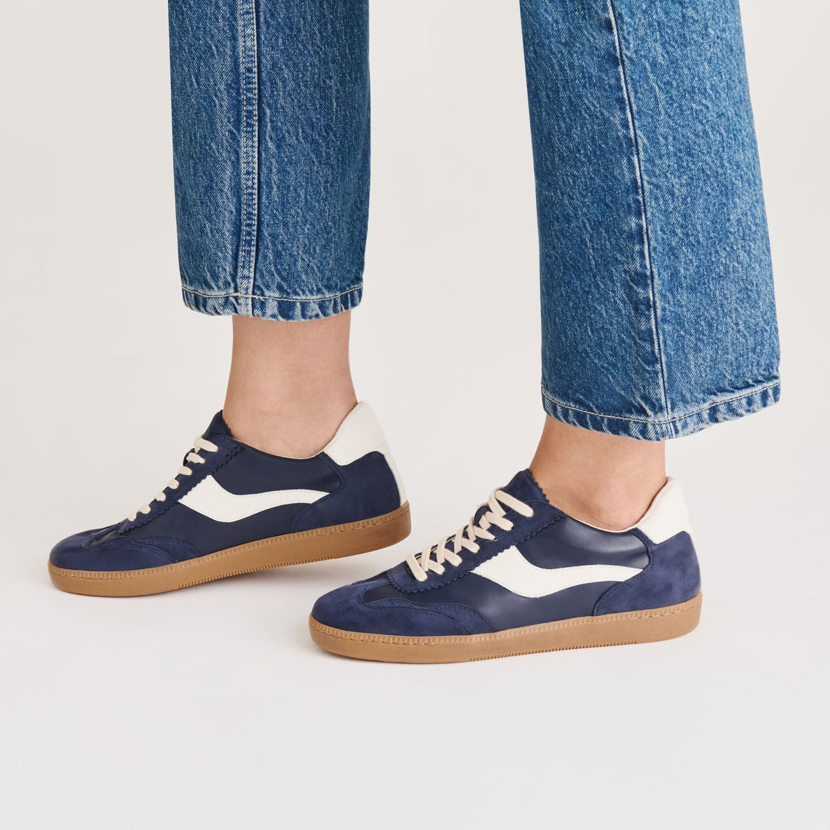 NOTICE SNEAKERS NAVY SUEDE
 – Dolce Vita | Dolce Vita