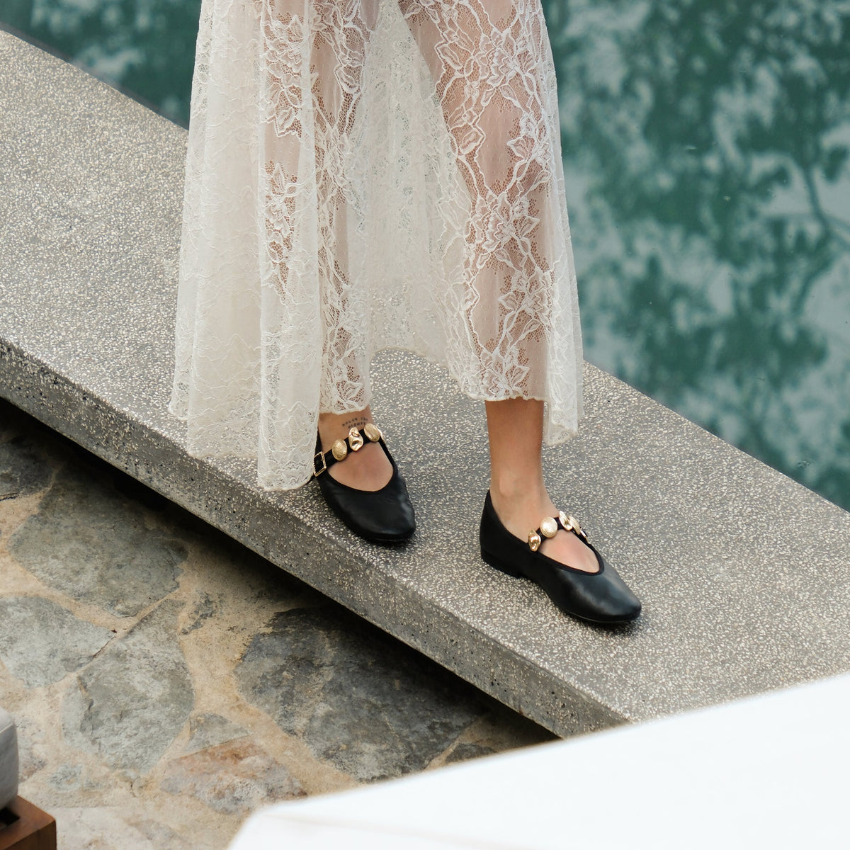 Relan Black Leather Ballet Flats | Dolce Vita