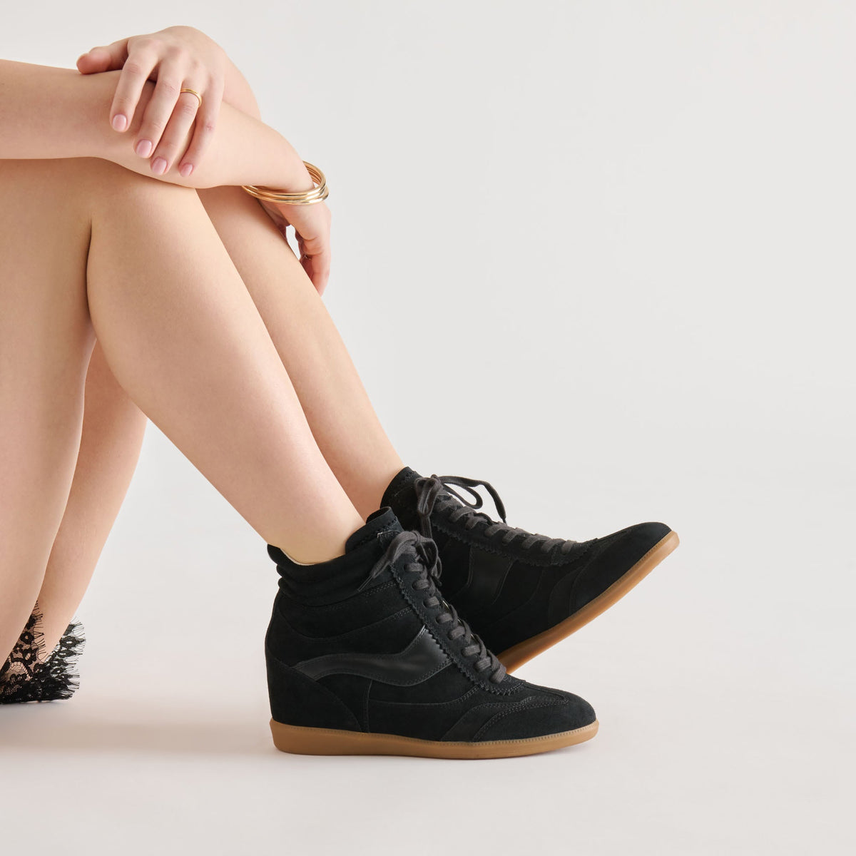 Issac Onyx Suede Sneakers | Dolce Vita