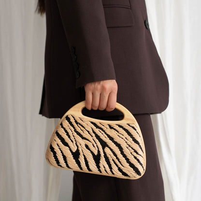 Maelie Black Natural Zebra Raffia Handbag | Dolce Vita