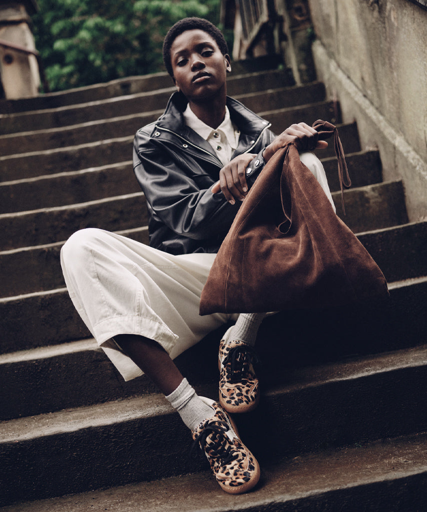 Marie Chocolate Suede Tote | Dolce Vita