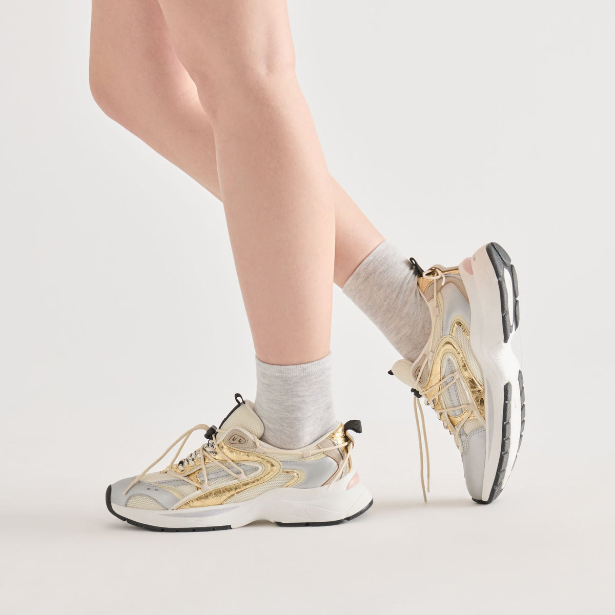 3-Pack Sweet Heart White Pink Anklet Socks | Dolce Vita