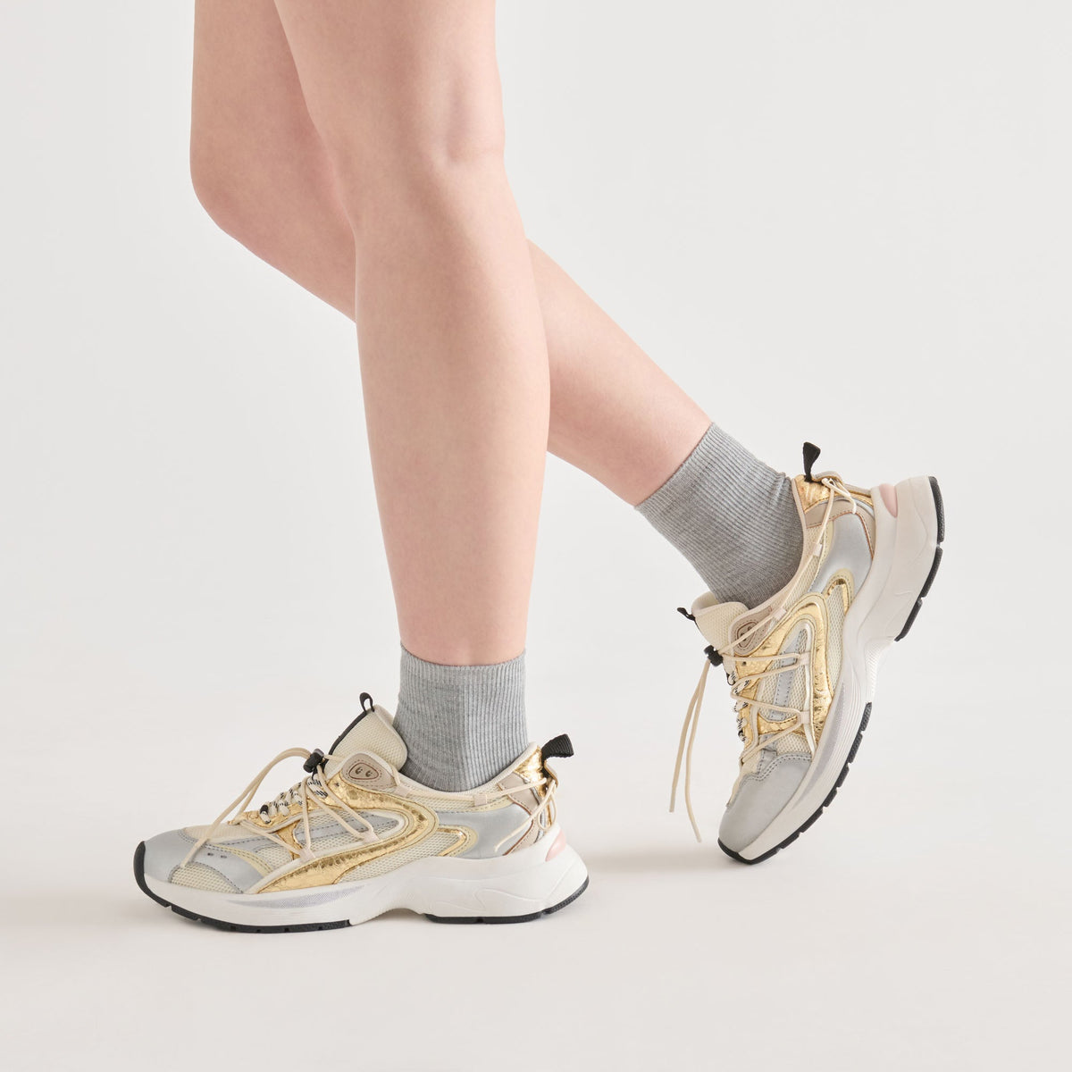 5-Pack Lettuce Edge White Grey Anklet Socks | Dolce Vita