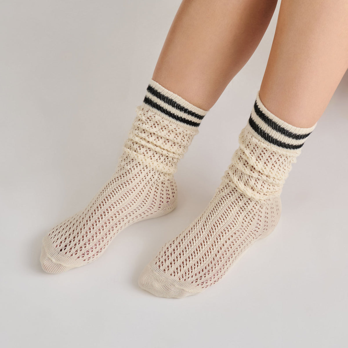 Pointelle Striped Black White Knee High Sock | Dolce Vita