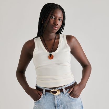 Organic Oval Mahogany Gold Buckle Belt | Dolce Vita