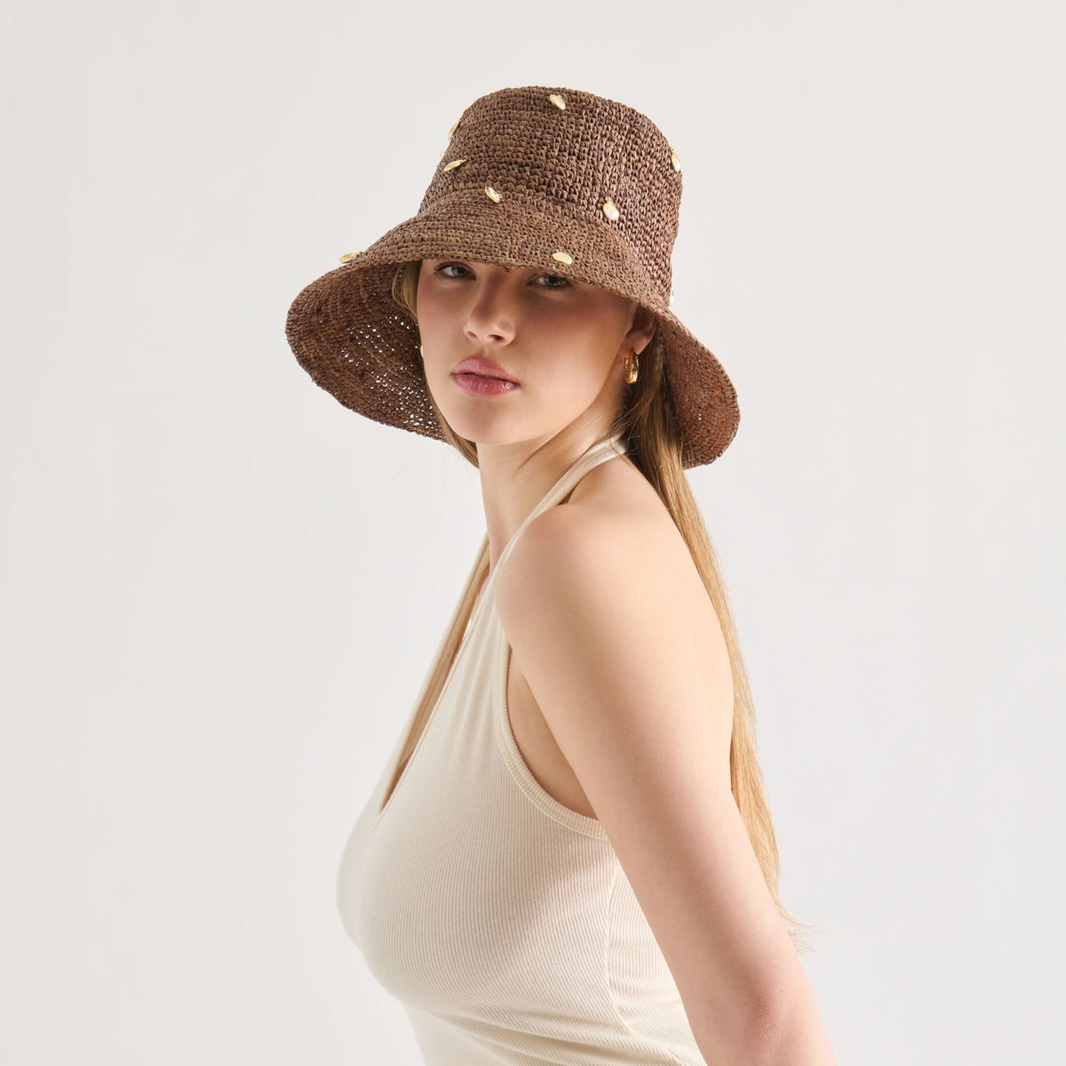 STRAW CLOCHE WITH CHARMS BROWN
 – Dolce Vita | Dolce Vita