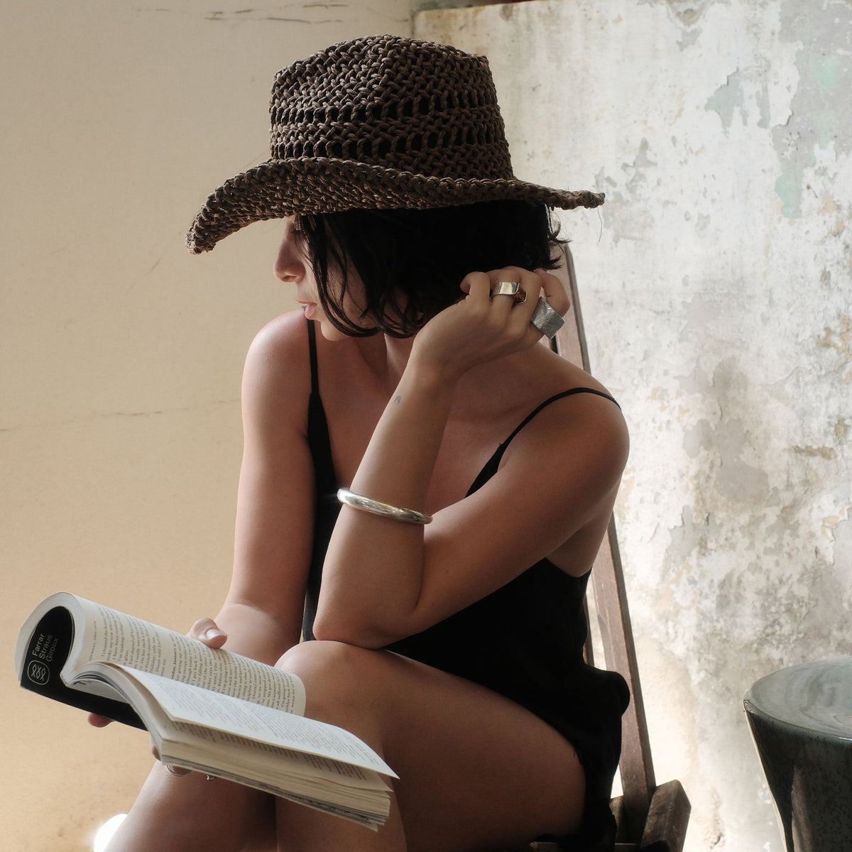 Thick Weave Dark Brown Cowboy Hat with Strap | Dolce Vita
